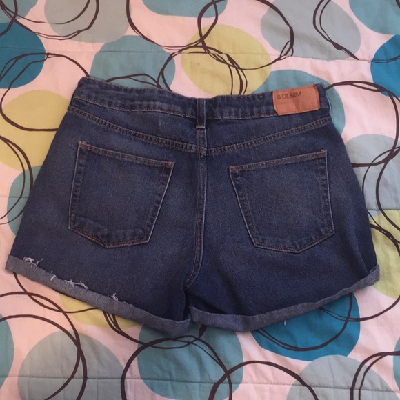 shorts !!! - Picture 3 of 3